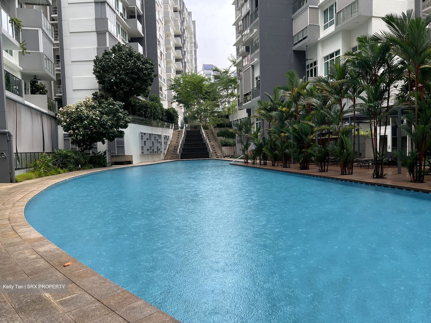 Vacanza @ East (D14), Condominium #561830671